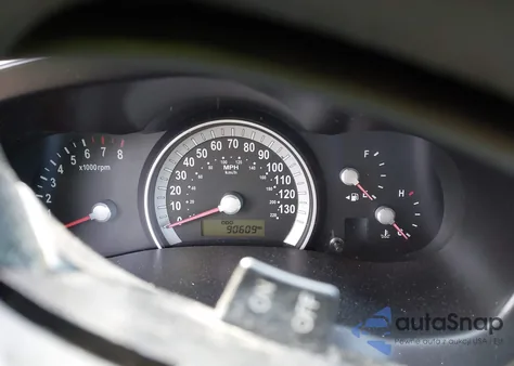 2007 Hyundai Entourage Gls/Limited/Se z USA, uszkodzony, nr VIN KNDMC233576030077